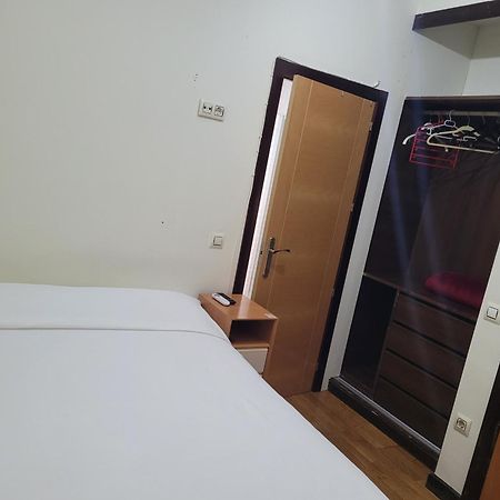 Hostal El Pasaje Puente Genil Εξωτερικό φωτογραφία