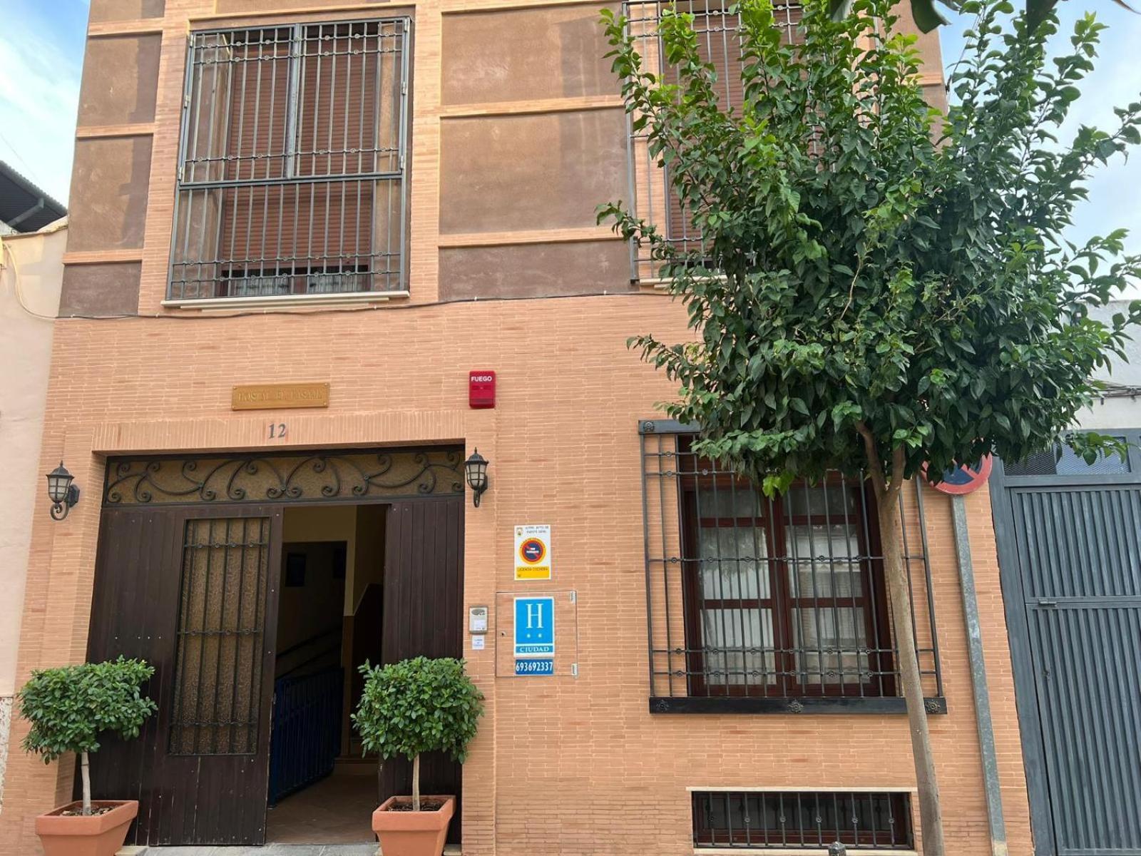 Hostal El Pasaje Puente Genil Εξωτερικό φωτογραφία